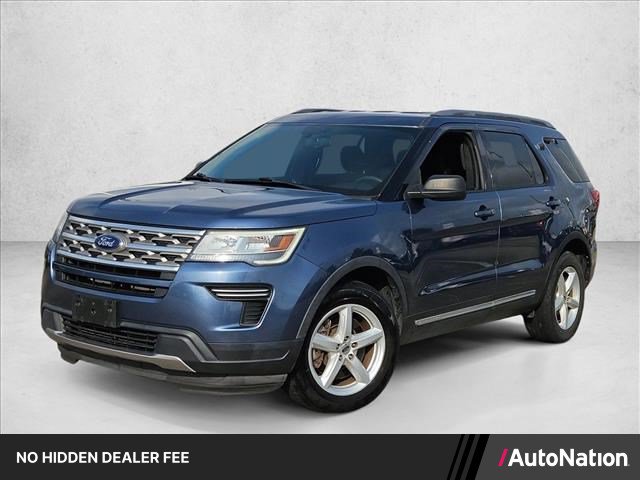 Certified 2018 Ford Explorer XLT FWD image 1