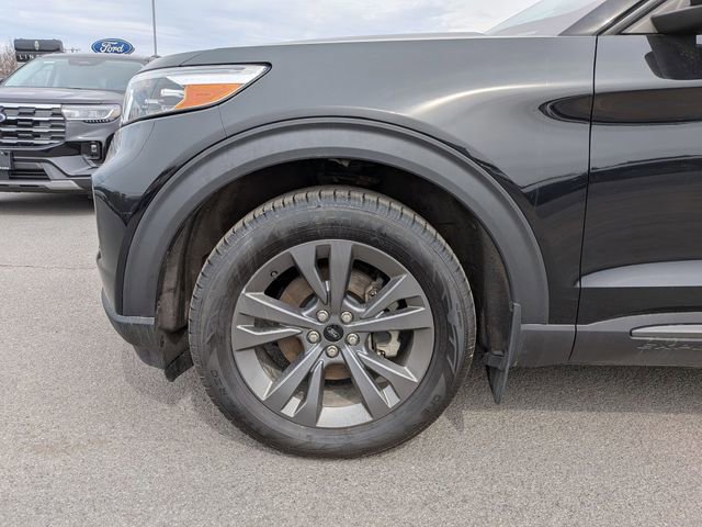 Certified 2021 Ford Explorer XLT w/ Equipment Group 202A AWD/4WD image 23