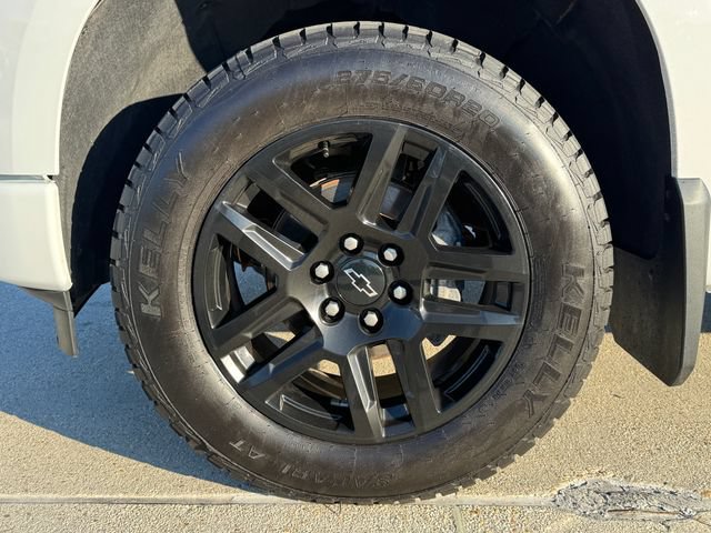 Used 2024 Chevrolet Silverado 1500 RST w/ Z71 Off-Road Package AWD/4WD image 12