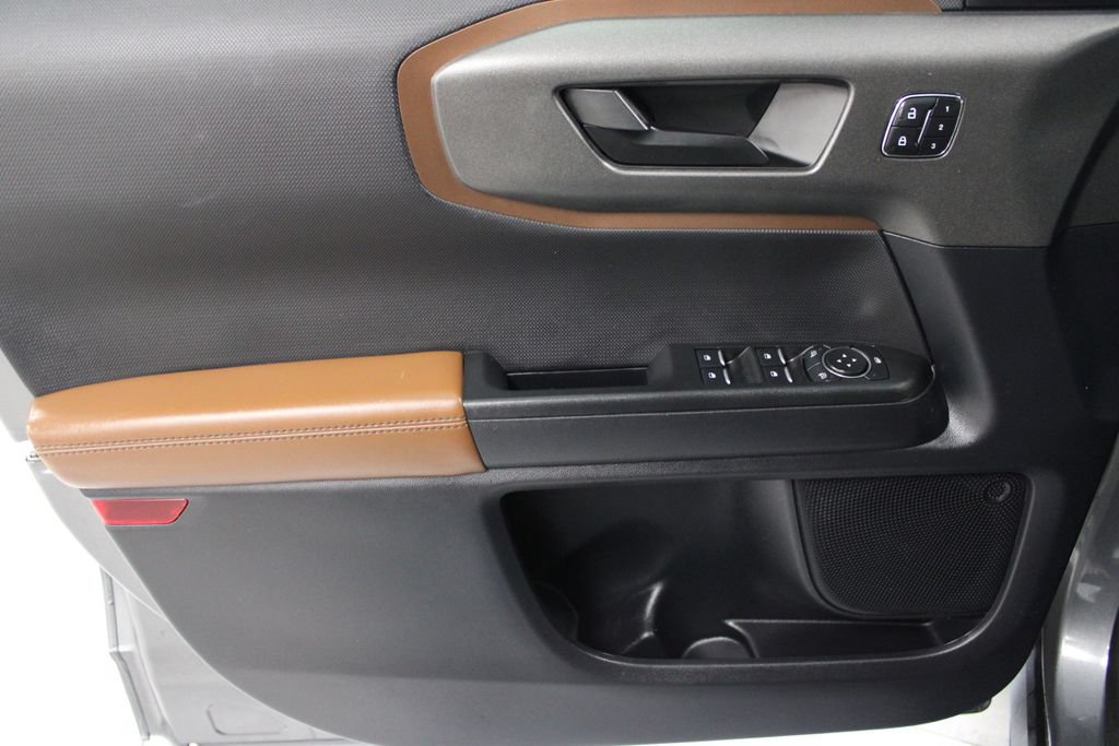 Certified 2025 Ford Bronco Sport Outer Banks AWD/4WD image 12