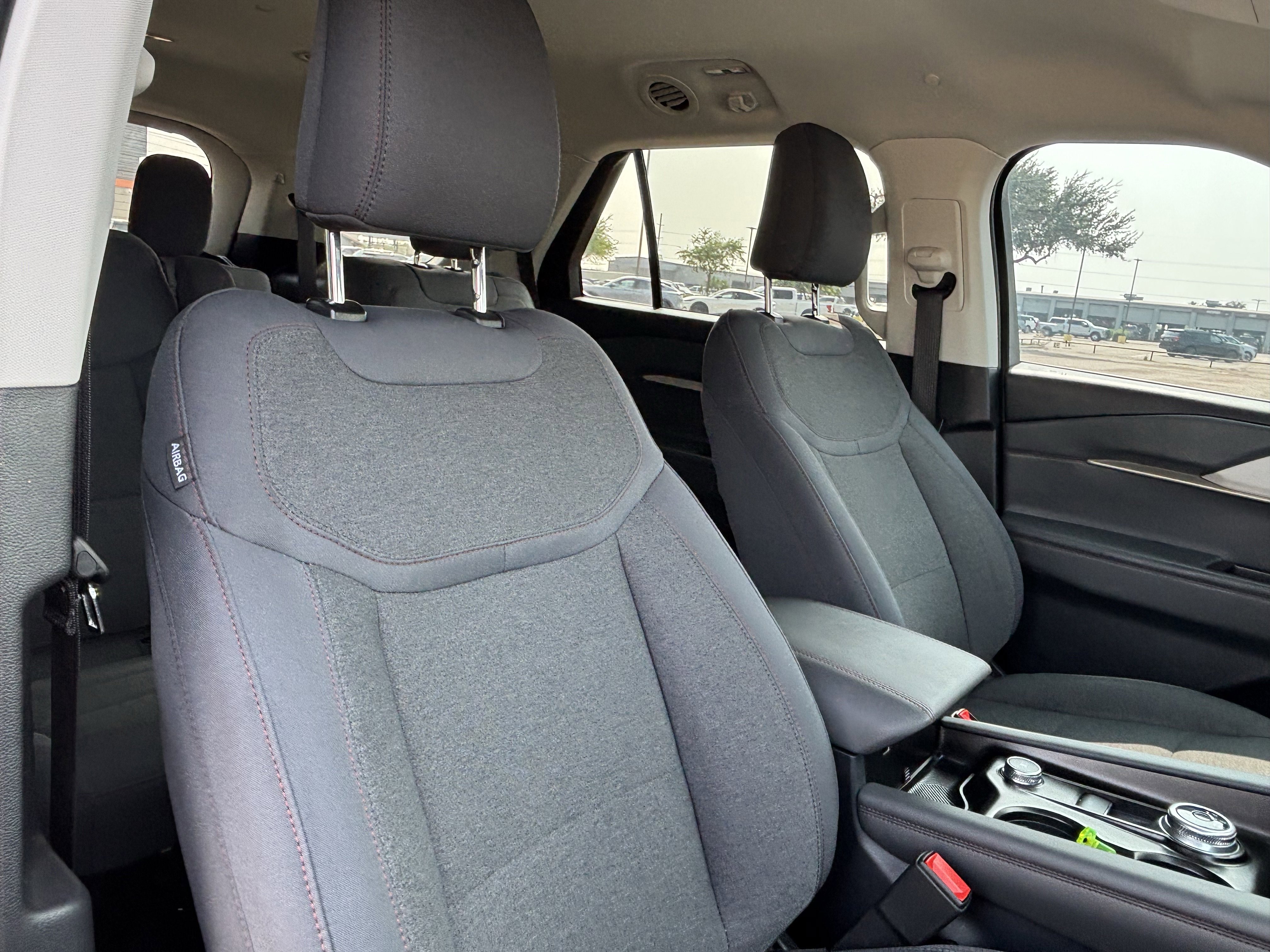 Certified 2025 Ford Explorer Active RWD image 28
