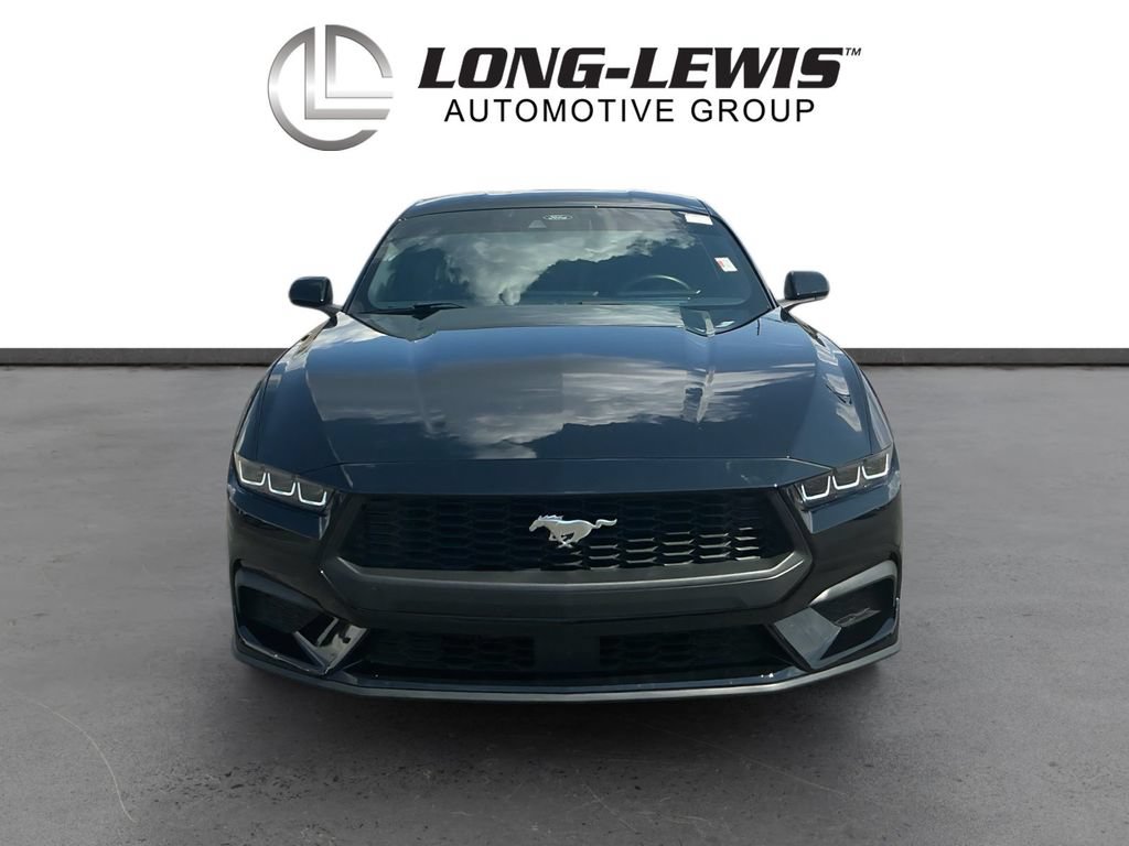 Certified 2024 Ford Mustang Coupe RWD image 11