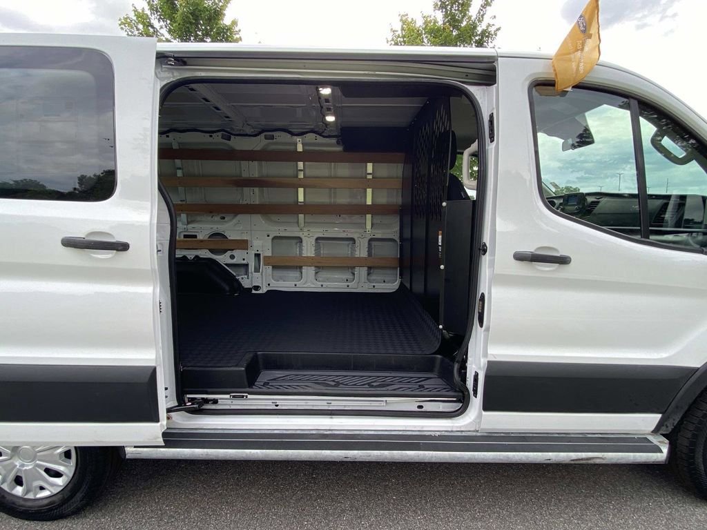 Certified 2025 Ford Transit 250 Low Roof w/ Exterior Upgrade Package RWD image 13