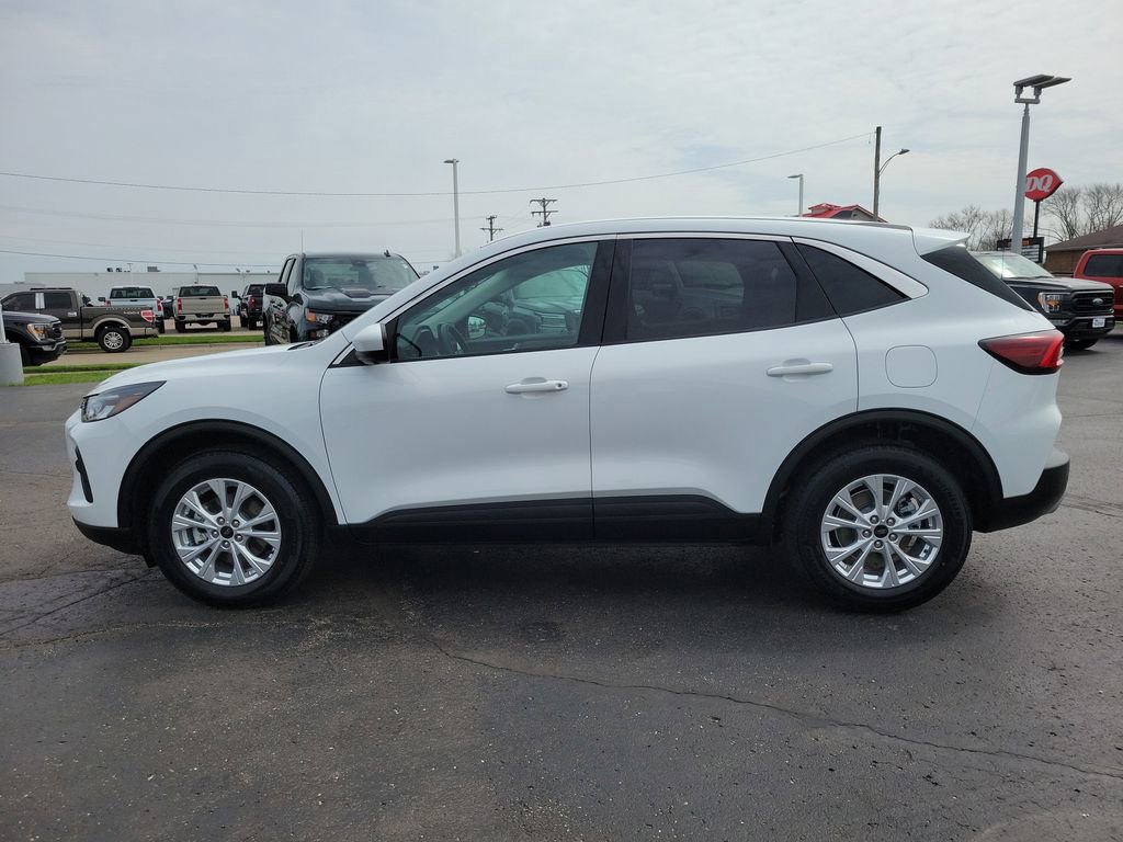 Certified 2023 Ford Escape Active w/ Tech Pack #2 image 2