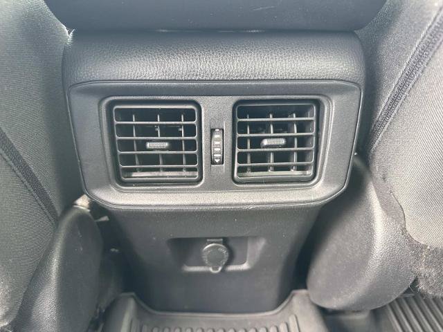 Used 2022 Toyota RAV4 LE FWD image 15