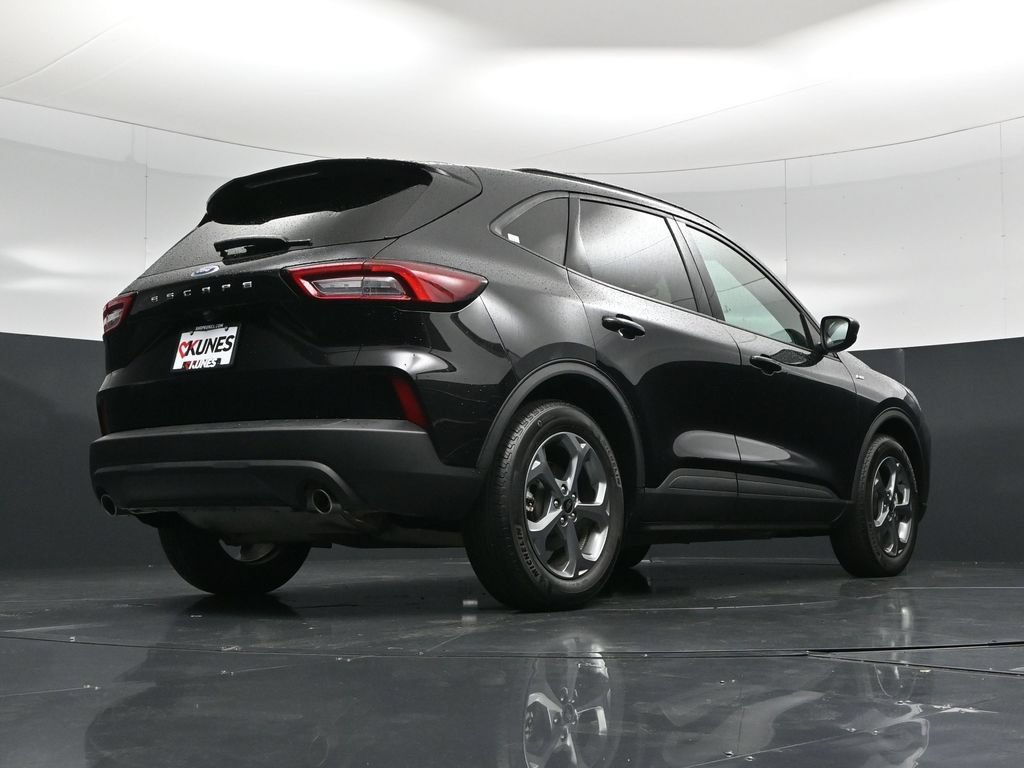 Certified 2025 Ford Escape ST-Line FWD image 42