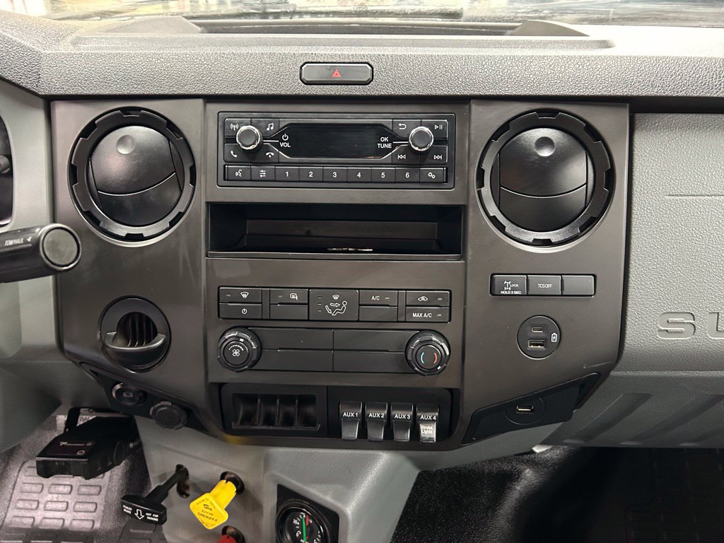 Certified 2022 Ford F750 2WD Regular Cab Super Duty image 16
