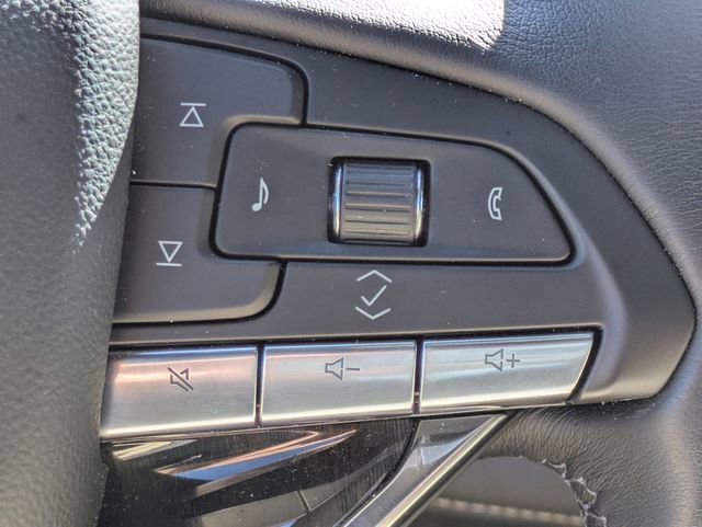 Used 2024 Cadillac Escalade ESV Premium Luxury image 28