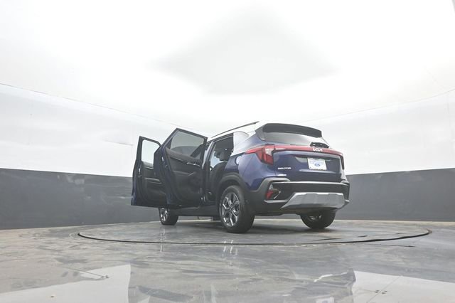Used 2024 Kia Seltos S FWD image 46
