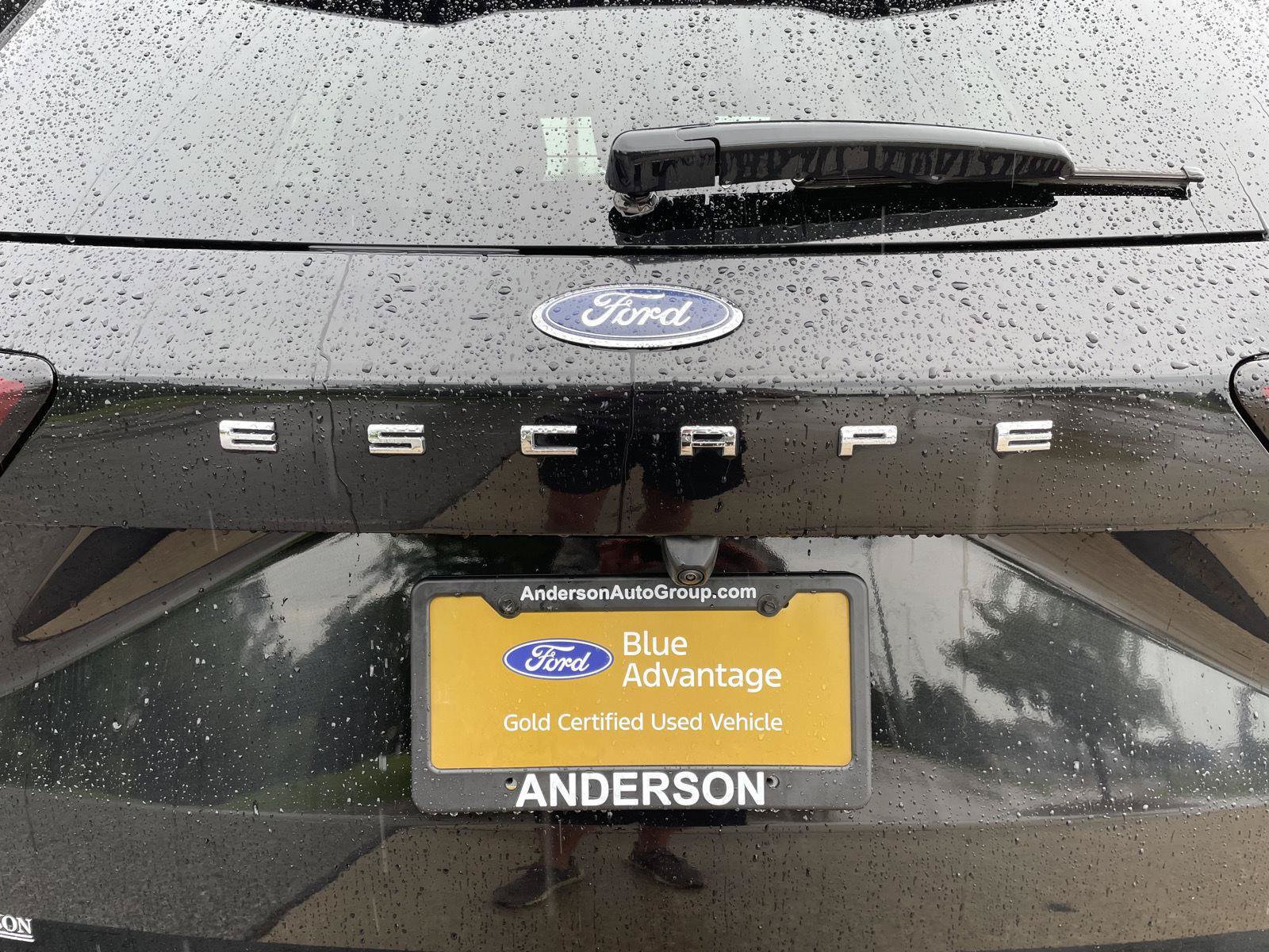 Certified 2025 Ford Escape ST-Line Select AWD/4WD image 37