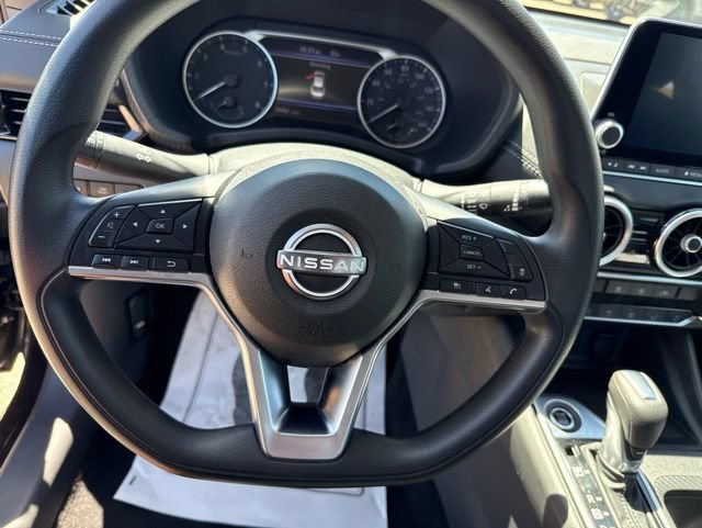 Used 2025 Nissan Sentra SV FWD image 18