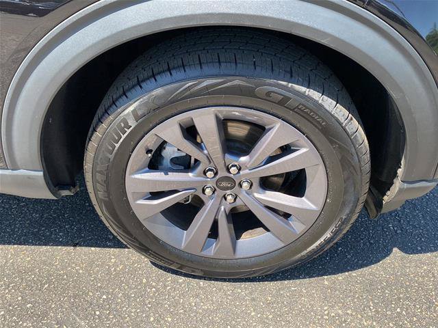Certified 2023 Ford Explorer XLT w/ Equipment Group 202A AWD/4WD image 27