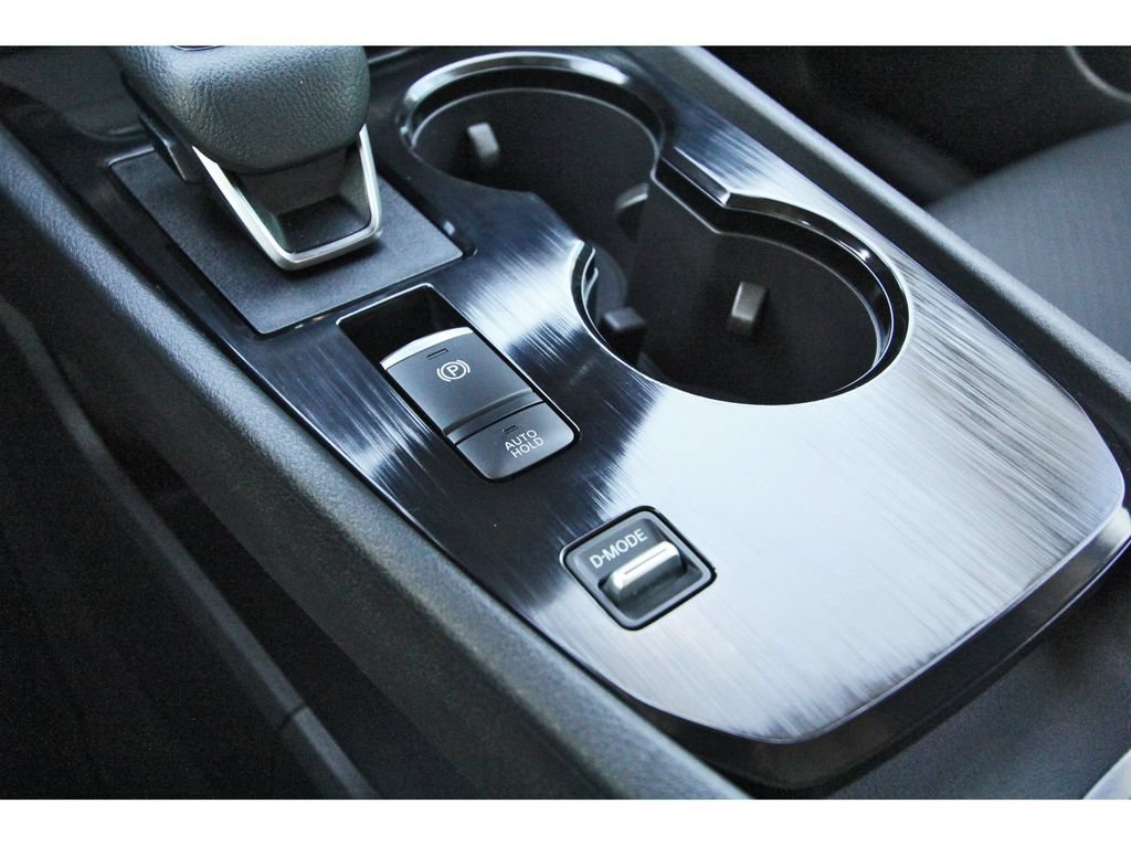 Used 2024 Nissan Rogue SV w/ SV Premium Package FWD image 26