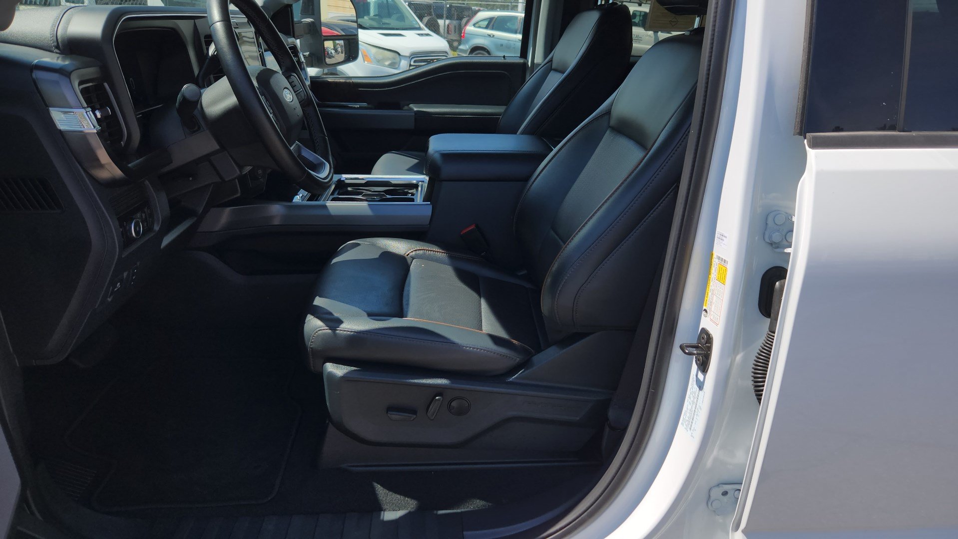 Certified 2025 Ford F250 Lariat AWD/4WD image 16