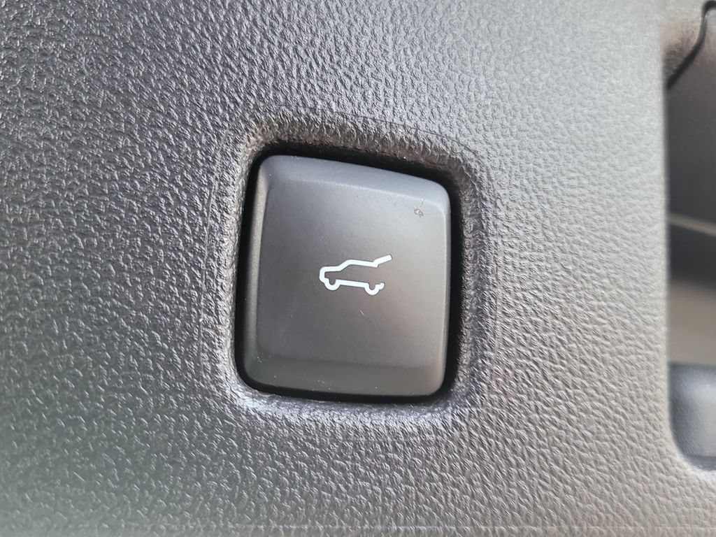 Certified 2023 Ford Escape ST-Line w/ Tech Pack #1 FWD image 8