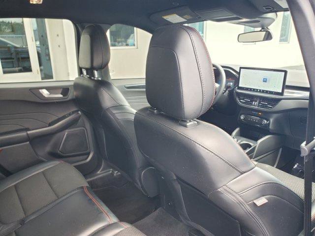 Certified 2023 Ford Escape ST-Line w/ Tech Pack #1 FWD image 31