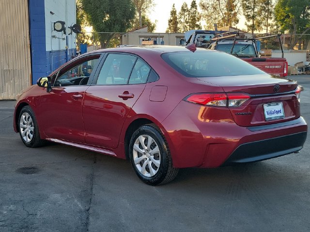Used 2026 Toyota Corolla LE FWD image 2