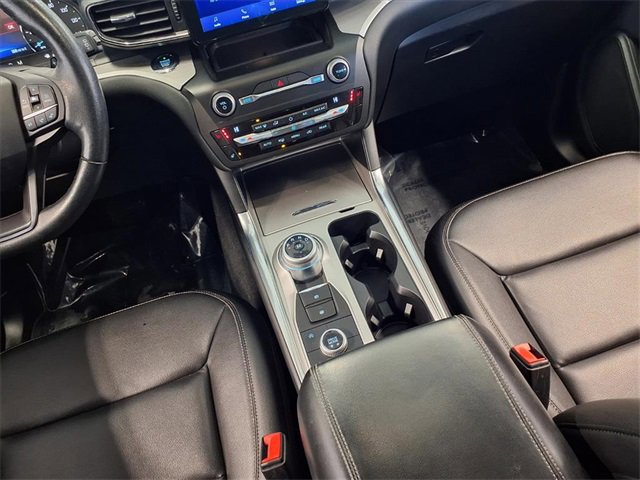 Certified 2020 Ford Explorer XLT w/ Equipment Group 202A image 16