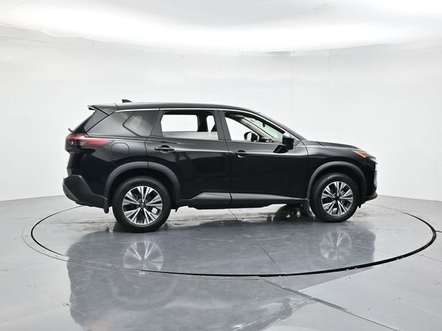 Used 2023 Nissan Rogue SV AWD/4WD image 2