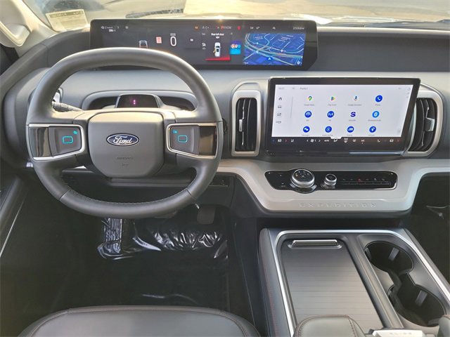 Certified 2025 Ford Expedition Active image 9