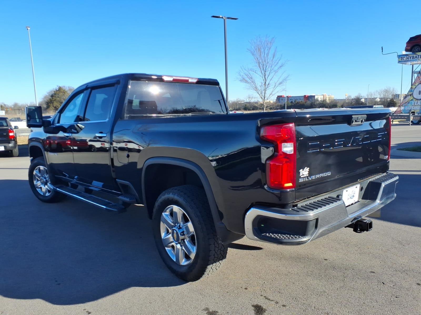 Used 2022 Chevrolet Silverado 2500 LTZ w/ Z71 Off-Road Package image 3