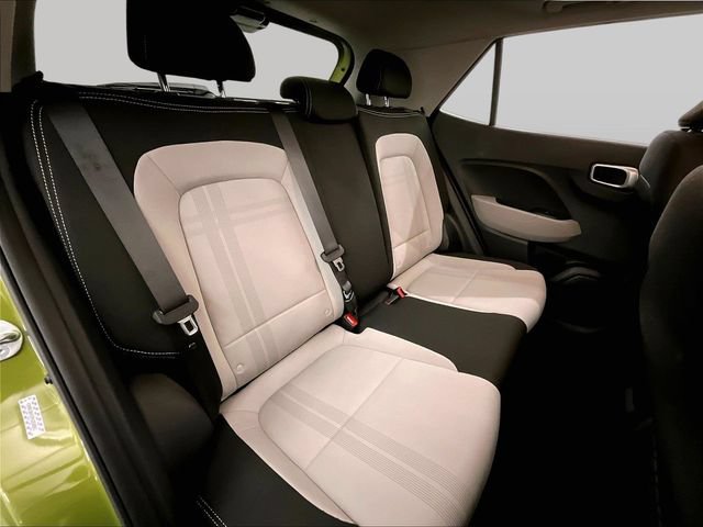 Used 2023 Hyundai Venue SEL FWD image 26
