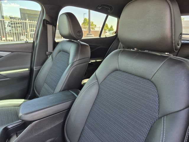 Used 2025 Buick Envista Sport Touring w/ Convenience I Package FWD image 25