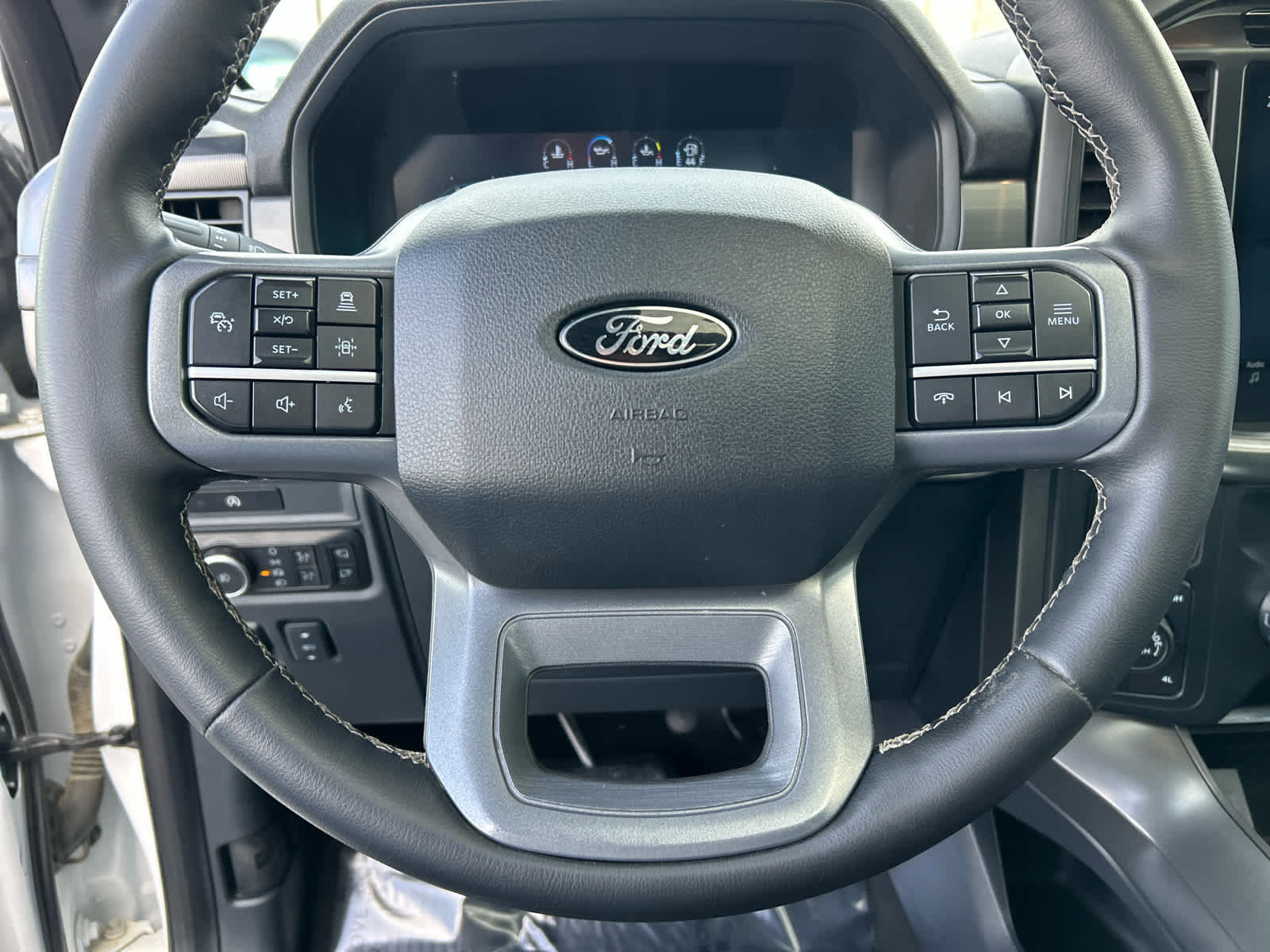 Certified 2025 Ford F150 Lariat image 32