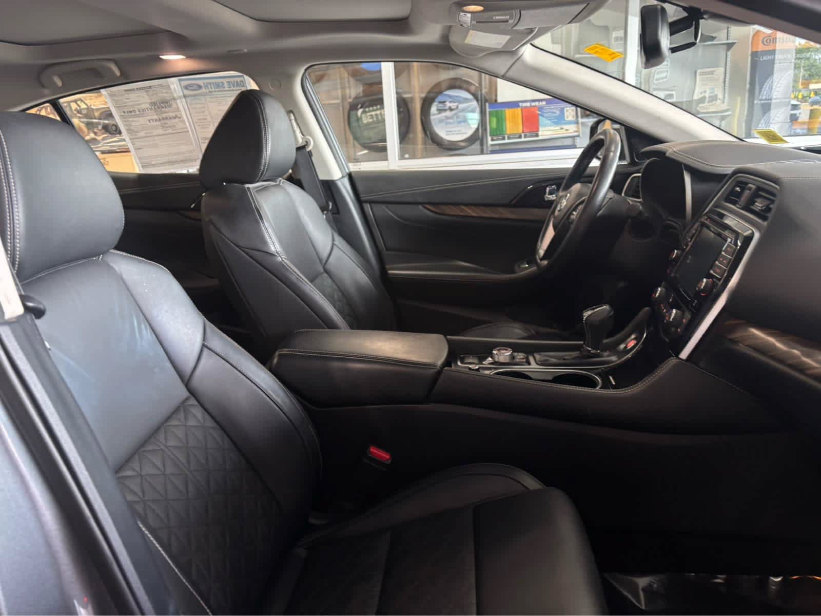 Used 2017 Nissan Maxima Platinum FWD image 37