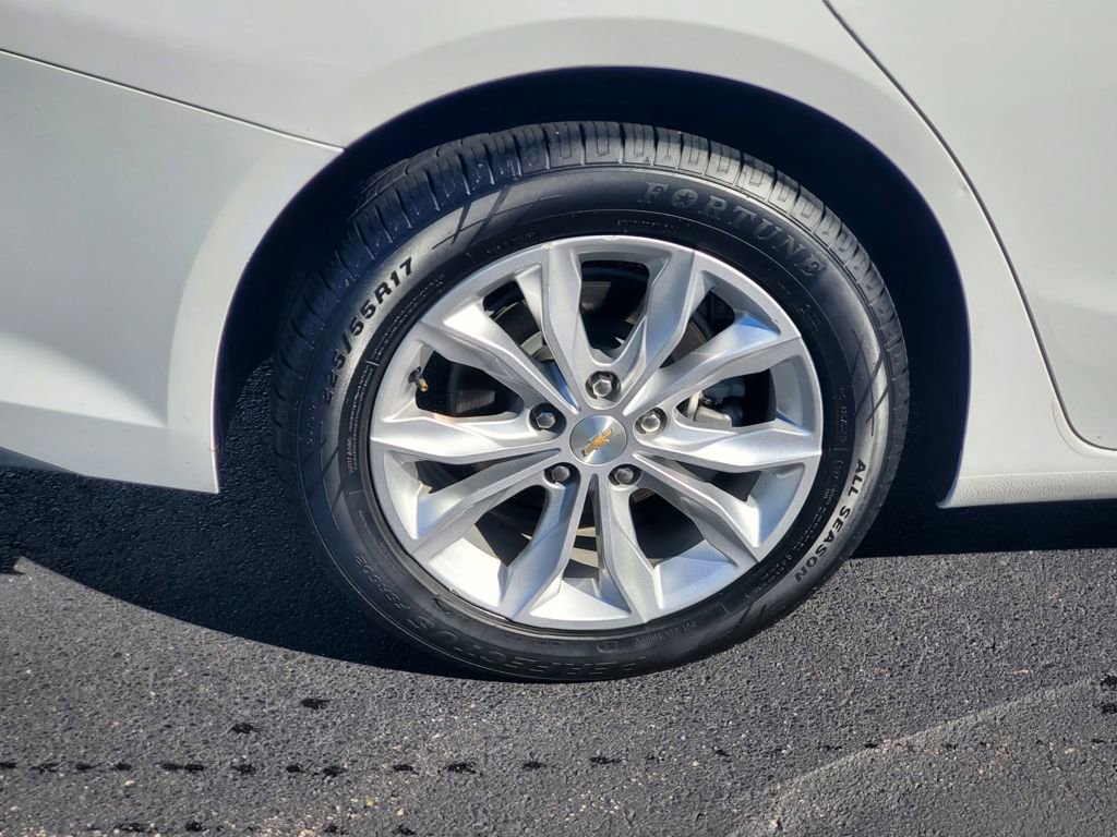 Used 2024 Chevrolet Malibu LT image 5