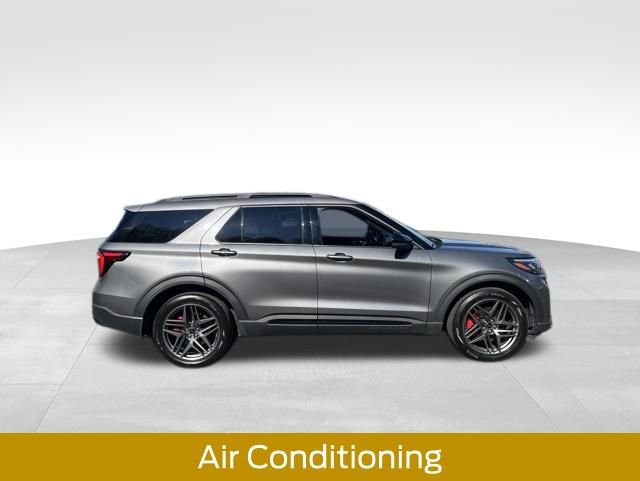 Certified 2025 Ford Explorer ST w/ Sun And Sound Package AWD/4WD image 7