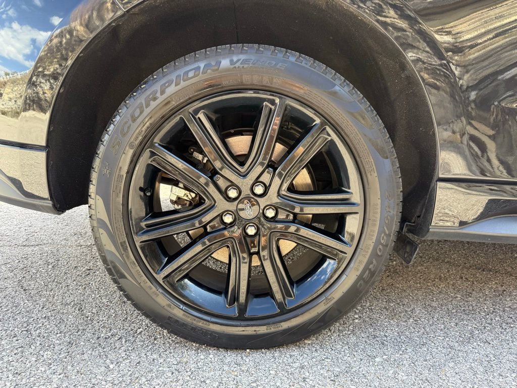 Certified 2022 Ford Edge ST-Line image 25