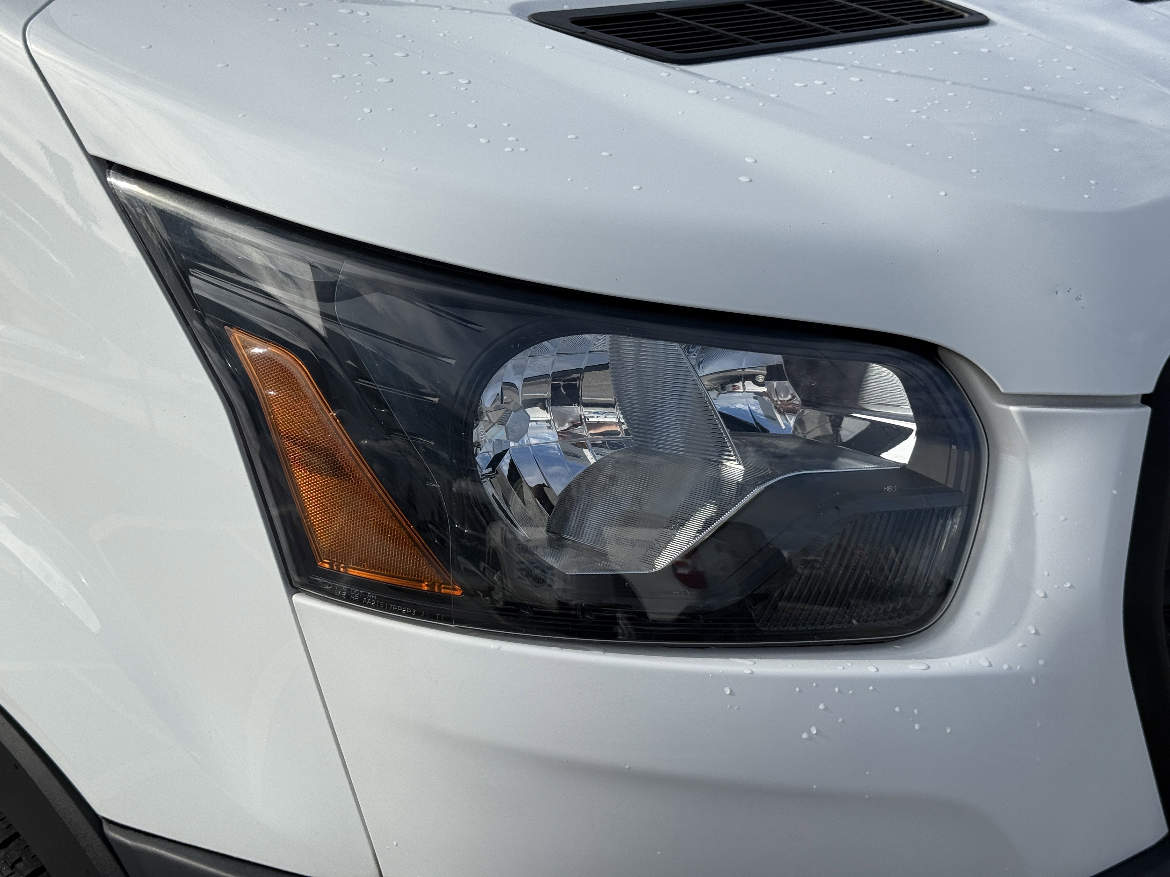 Certified 2020 Ford Transit 250 image 7