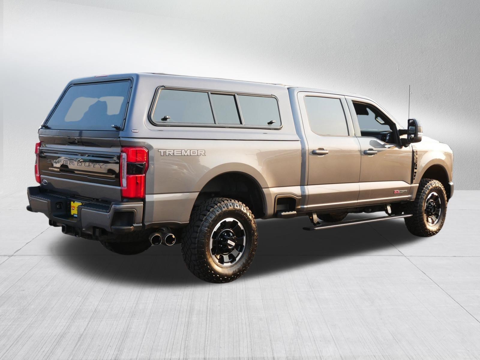 Certified 2025 Ford F350 Platinum w/ Tremor Off-Road Package AWD/4WD image 7