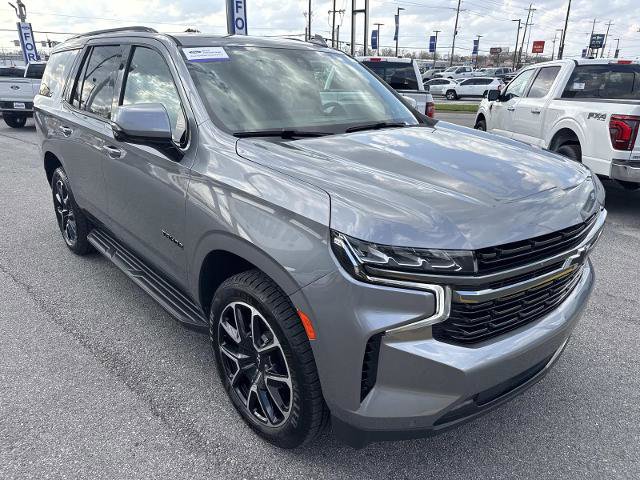 Used 2022 Chevrolet Tahoe RST w/ Luxury Package image 3