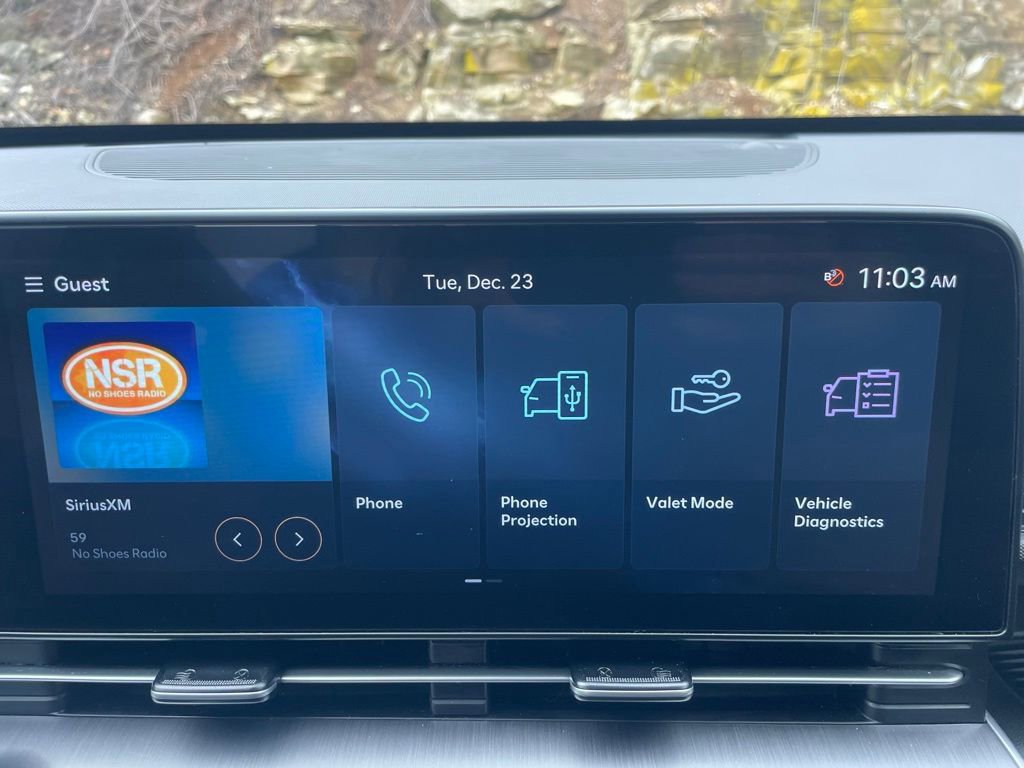 Used 2025 Hyundai Kona SEL image 13