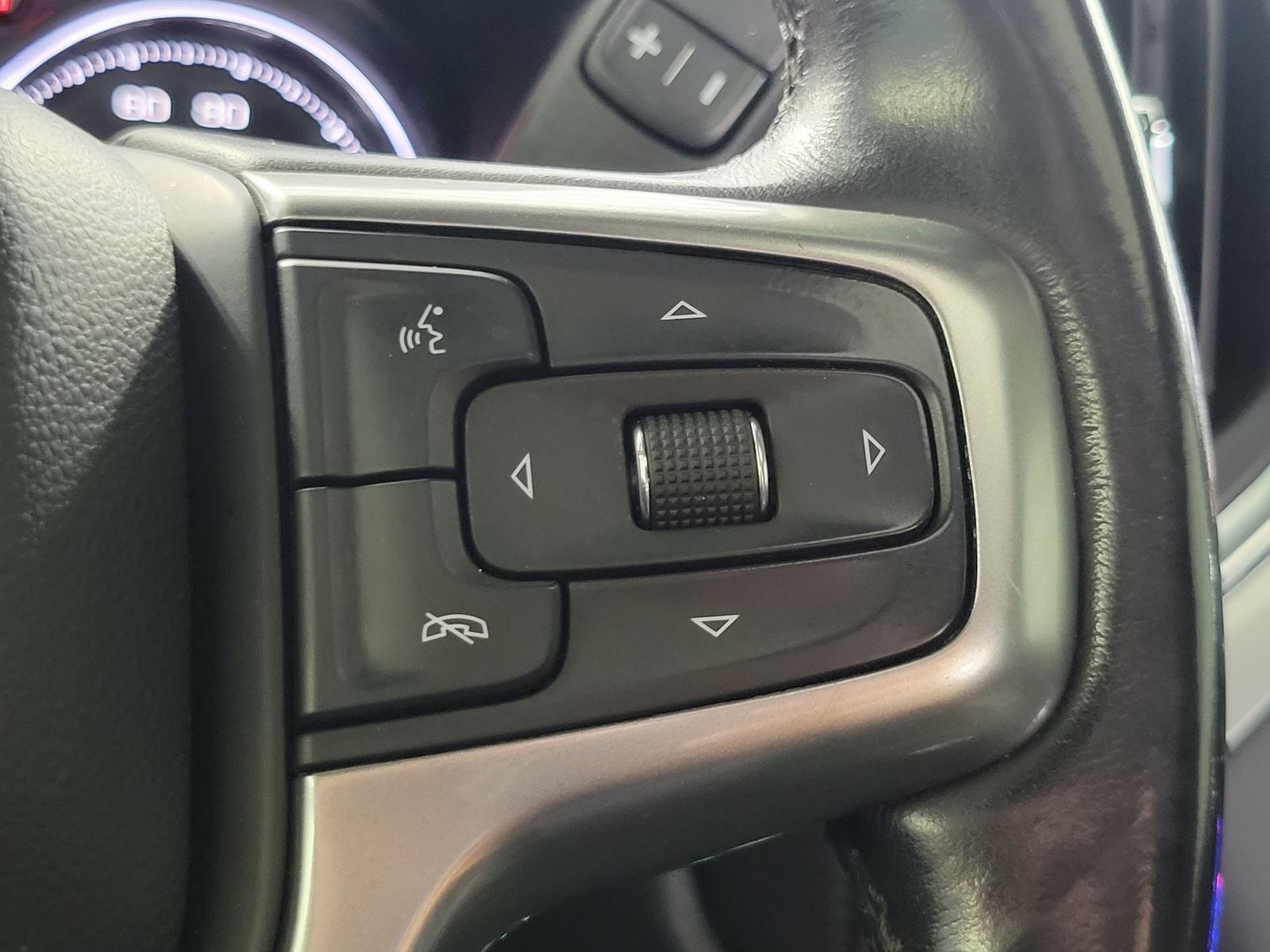 Used 2020 Chevrolet Silverado 1500 LT Trail Boss AWD/4WD image 18