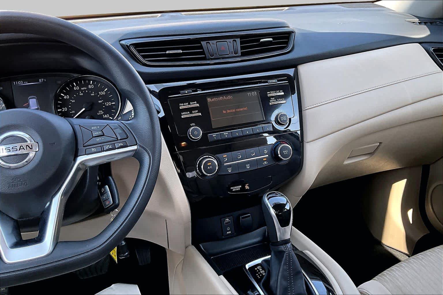 Used 2017 Nissan Rogue S FWD image 9