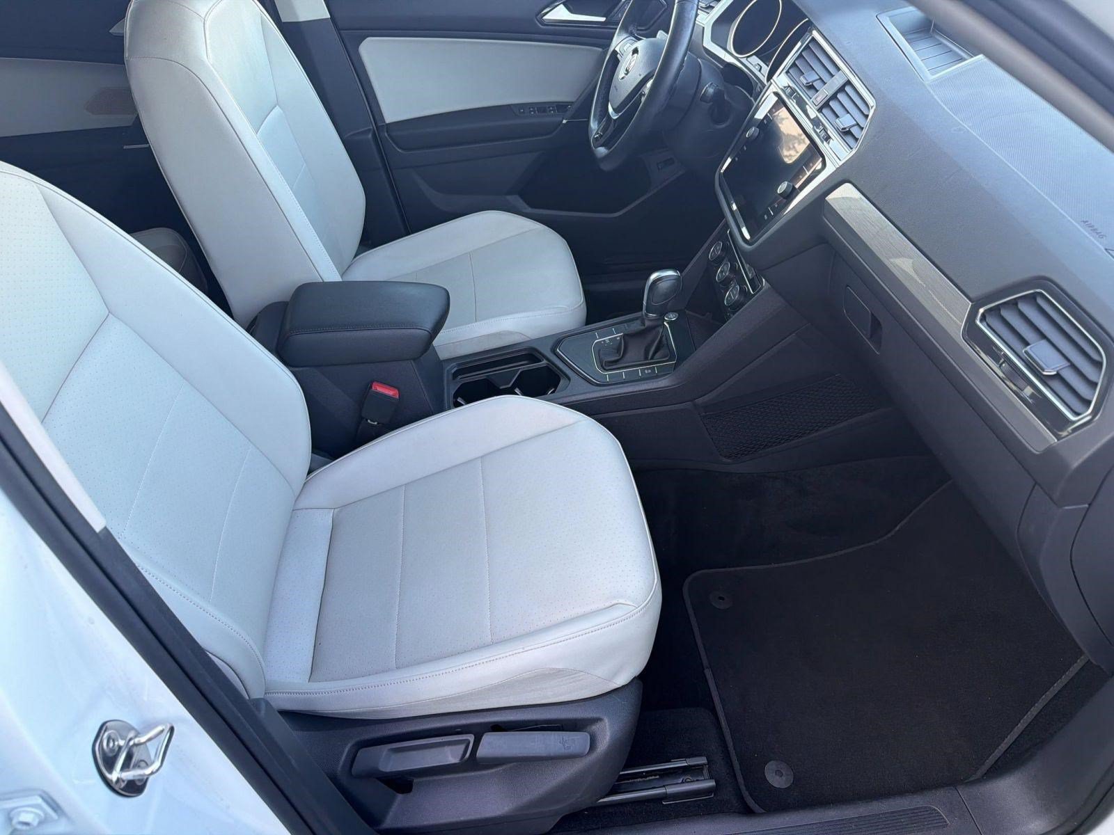 Used 2018 Volkswagen Tiguan SEL FWD image 23