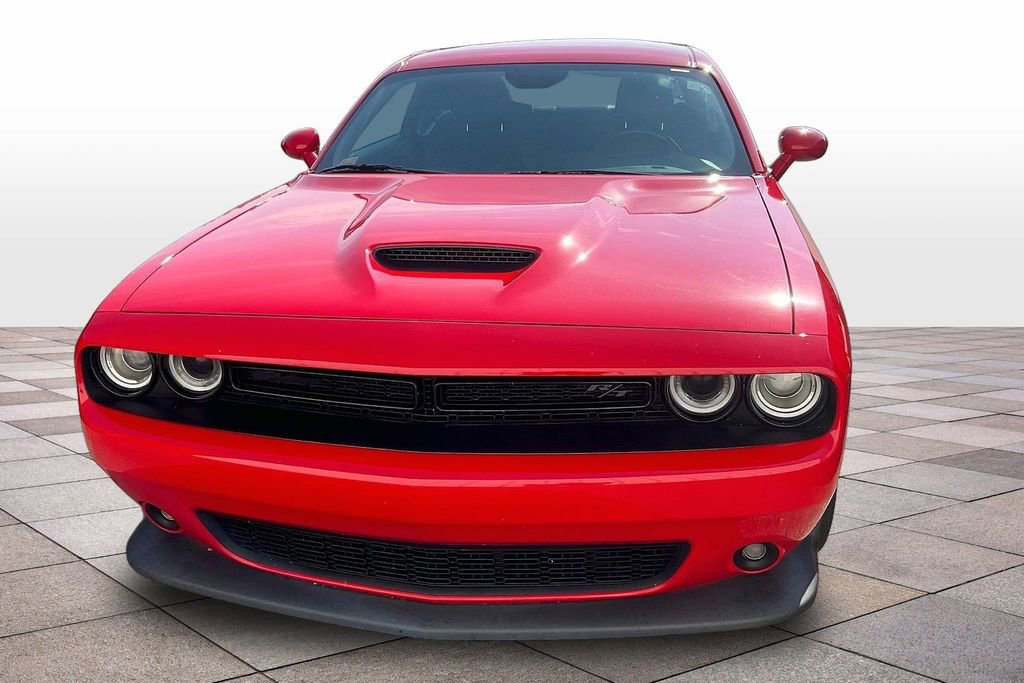 Used 2022 Dodge Challenger R/T w/ Blacktop Package RWD image 3