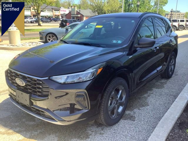 Certified 2024 Ford Escape ST-Line AWD/4WD image 1