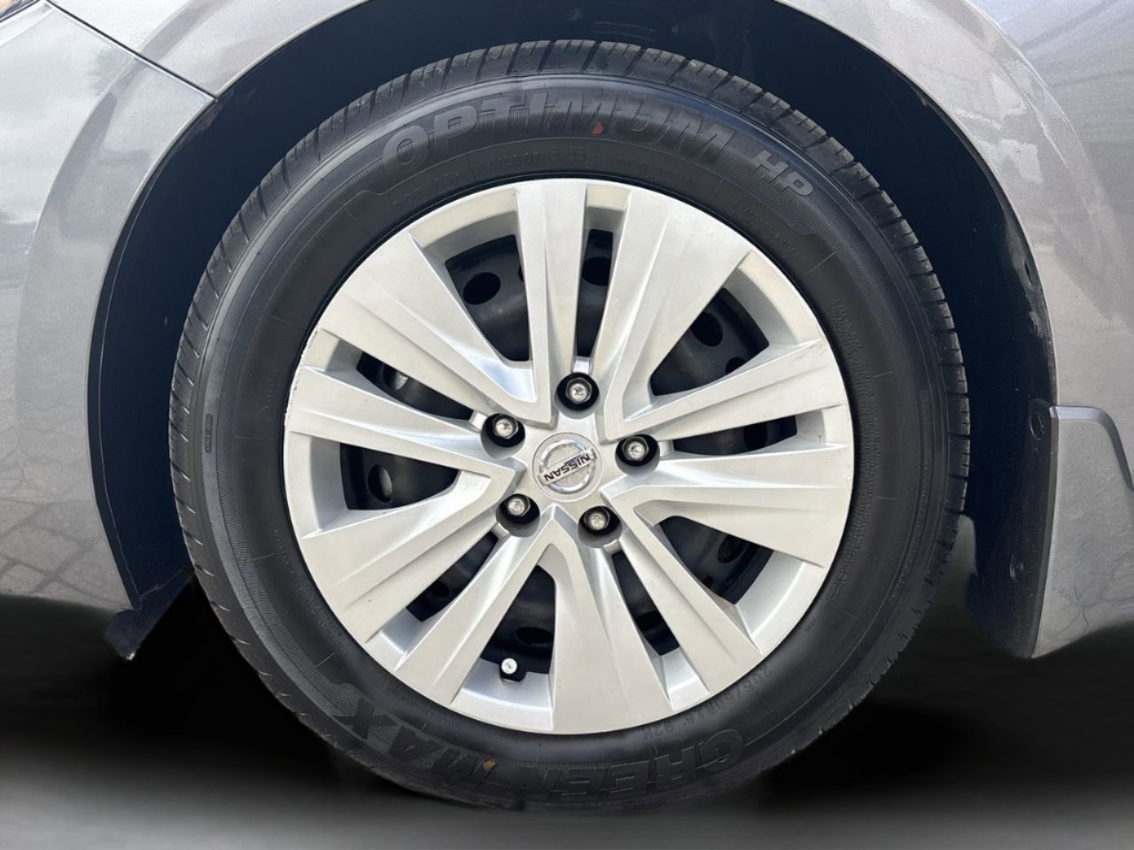 Used 2023 Nissan Sentra S image 37