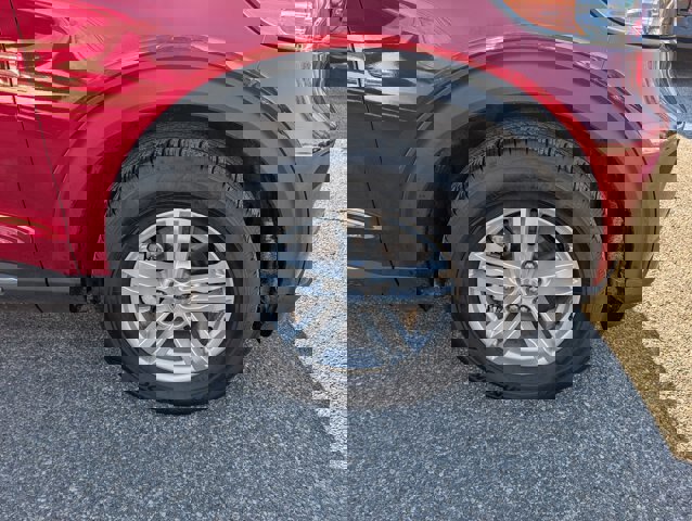 Certified 2022 Ford Explorer XLT w/ Equipment Group 202A image 8