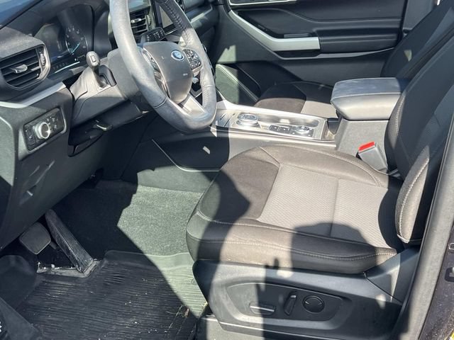 Certified 2024 Ford Explorer XLT AWD/4WD image 8