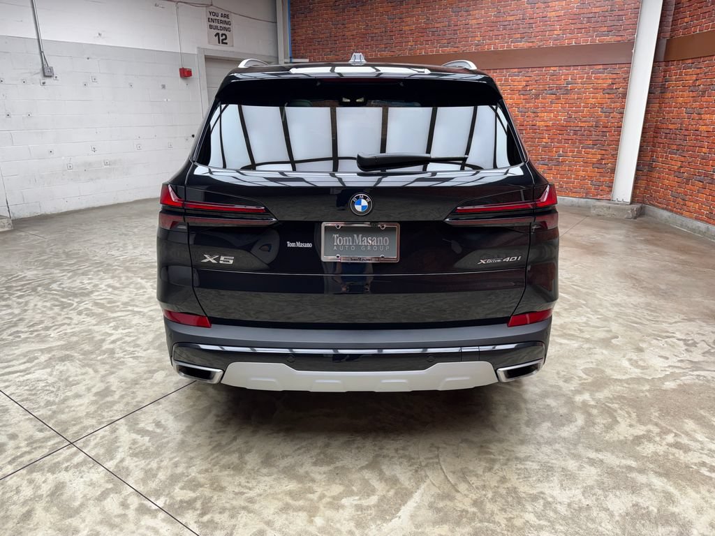 Used 2026 BMW X5 xDrive40i AWD/4WD image 4