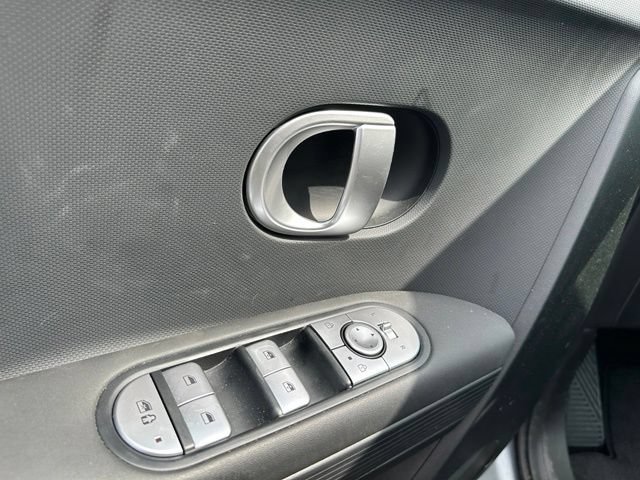 Used 2024 Hyundai Ioniq 5 SEL AWD/4WD image 18