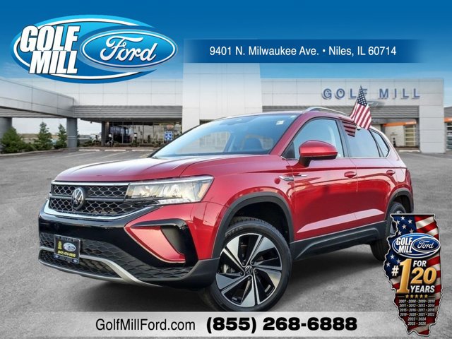Used 2024 Volkswagen Taos SE w/ Panoramic Sunroof Package