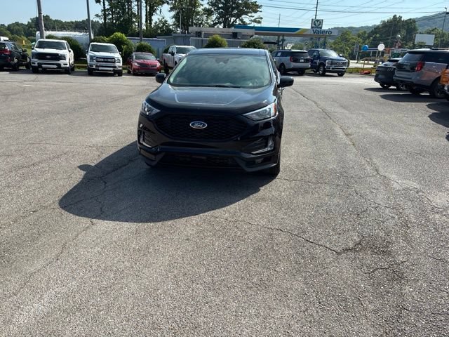 Certified 2024 Ford Edge ST-Line AWD/4WD image 7