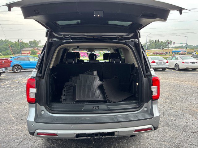 Certified 2024 Ford Expedition XLT AWD/4WD image 11