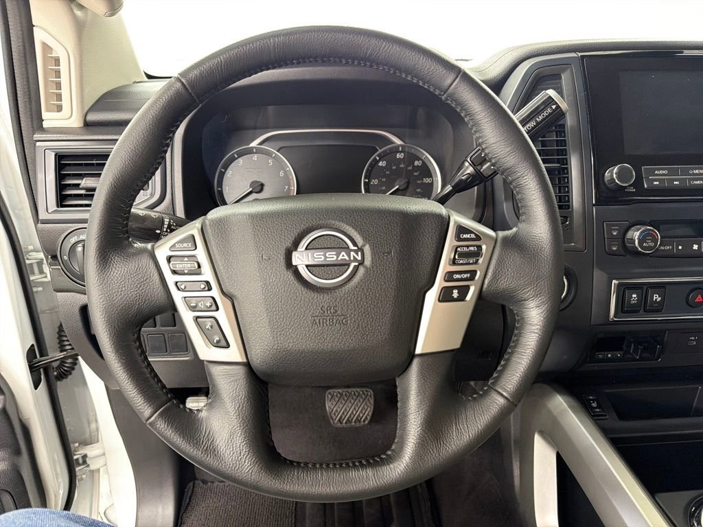 Used 2023 Nissan Titan SV w/ SV Convenience Package image 15
